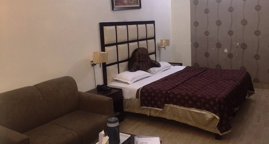 Hotel Dreamz Residency, Karnal 3